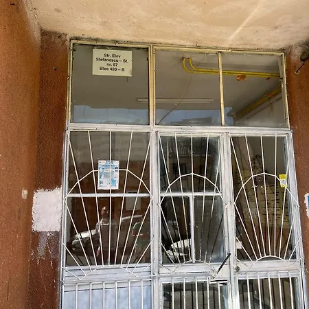 Crisand * Bukurešť