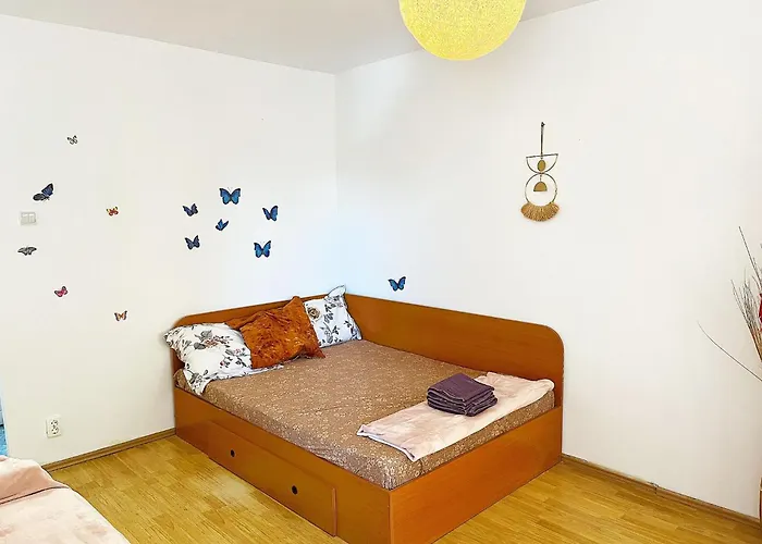Crisand Apartment *